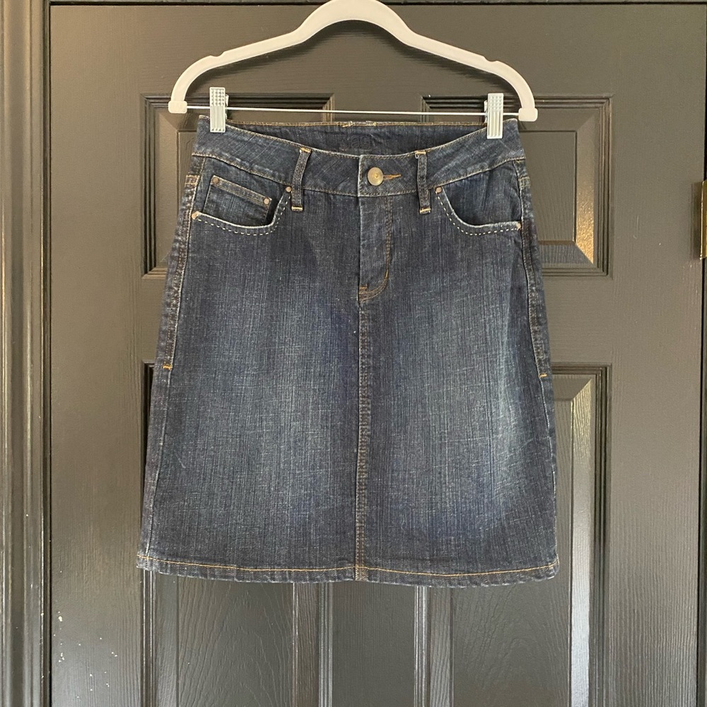 JAG - Denim Skirt - Size 8 Petite